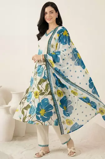 Women Floral Printed Regular Pure Cotton Kurta with Trousers & With Dupatta
