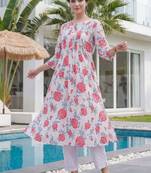 Women Floral Printed Regular Pure Cotton Kurta with Trousers