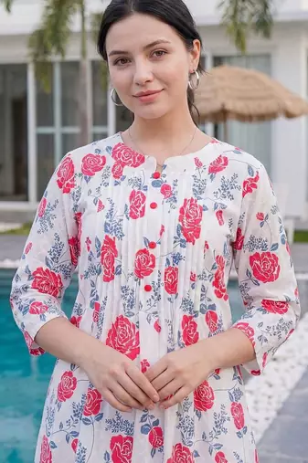 Women Floral Printed Regular Pure Cotton Kurta with Trousers