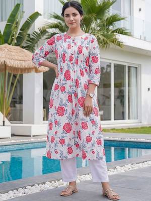 Women Floral Printed Regular Pure Cotton Kurta with Trousers 6