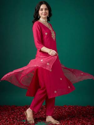 Women Ethnic Motifs Embroidered Regular Thread Work Kurta with Trousers & With Dupatta 3