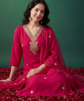 Women Ethnic Motifs Embroidered Regular Thread Work Kurta with Trousers & With Dupatta 5
