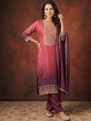 Women Bandhani Printed Regular Sequinned Kurta with Trousers & With Dupatta 4