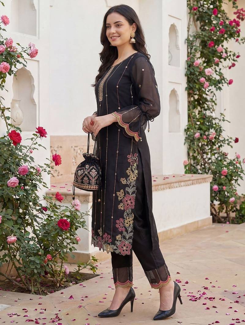 Women Floral Embroidered Regular Mirror Work Kurta with Trousers & With Dupatta