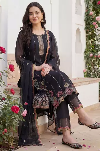 Women Floral Embroidered Regular Mirror Work Kurta with Trousers & With Dupatta