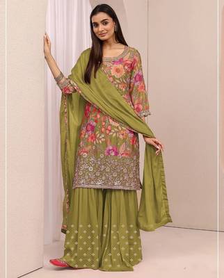 Mehendi floral print chinon kurta palazzo set with dupatta 1