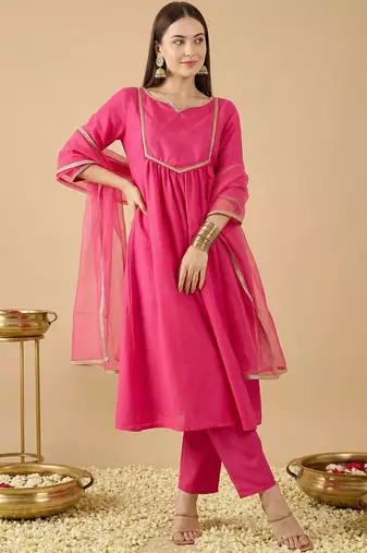 Women Regular Kurta with Trousers & With Dupatta