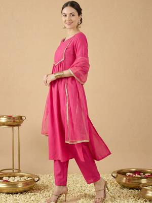 Women Regular Kurta with Trousers & With Dupatta 3