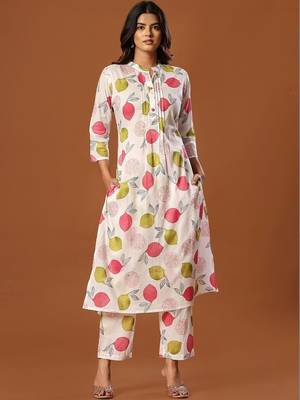 Women Ethnic Motifs Printed Regular Pure Cotton Kurta with Trousers 1
