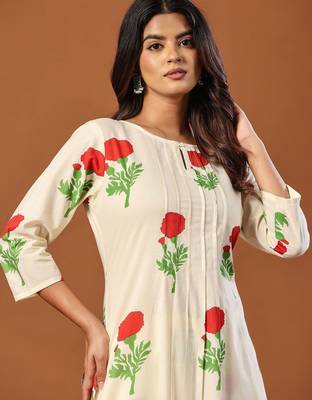 Women Floral Printed Regular Pure Cotton Kurta with Trousers 4