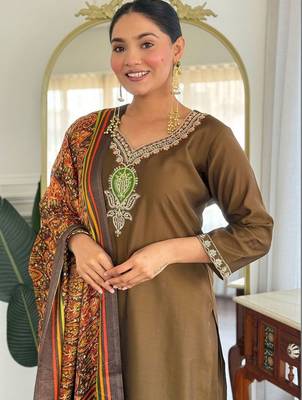 Women Ethnic Motifs Embroidered Regular Sequinned Kurta with Trousers & With Dupatta 2
