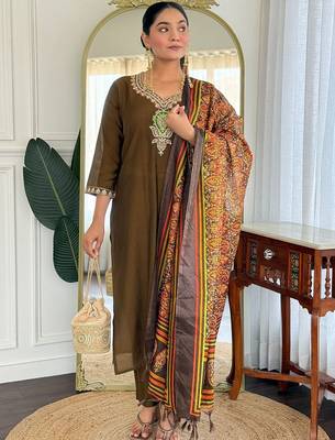 Women Ethnic Motifs Embroidered Regular Sequinned Kurta with Trousers & With Dupatta 3