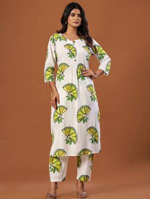Women Printed Regular Pure Cotton Kurta with Trousers 1