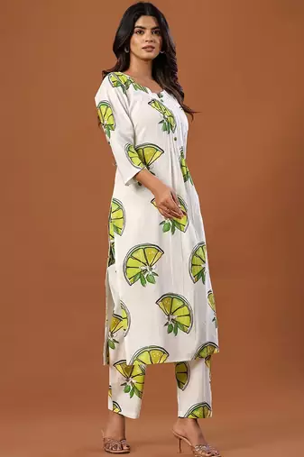 Women Printed Regular Pure Cotton Kurta with Trousers