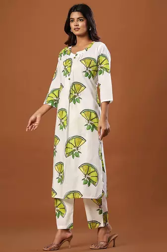 Women Printed Regular Pure Cotton Kurta with Trousers