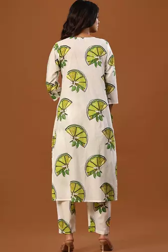 Women Printed Regular Pure Cotton Kurta with Trousers