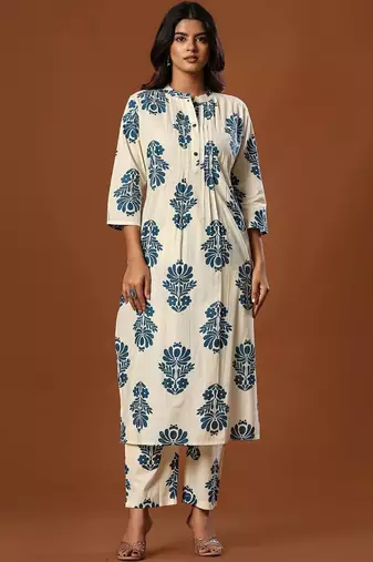 Women Floral Printed Regular Pure Cotton Kurta with Trousers
