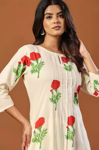 Women Floral Printed Regular Pure Cotton Kurta with Trousers
