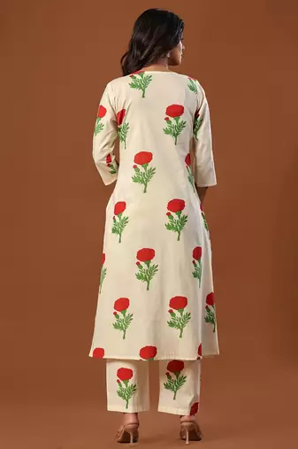Women Floral Printed Regular Pure Cotton Kurta with Trousers