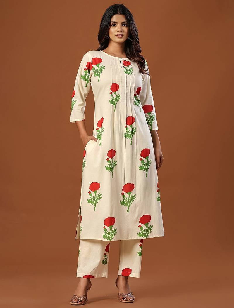 Women Floral Printed Regular Pure Cotton Kurta with Trousers