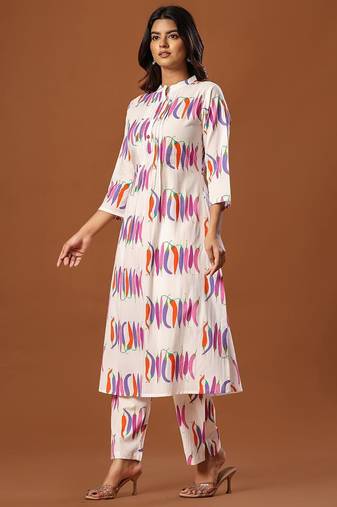 Women Printed Regular  Cotton Kurta with Trousers