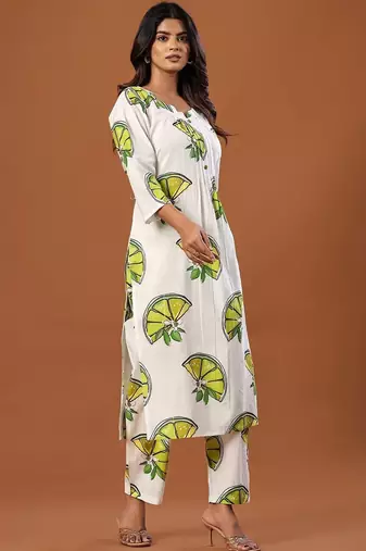 Women Printed Regular Pure Cotton Kurta with Trousers