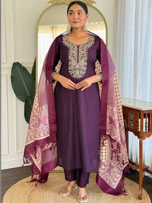 Women Ethnic Motifs Embroidered Regular Sequinned Kurta with Trousers & With Dupatta 2