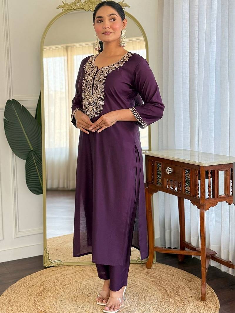 Women Ethnic Motifs Embroidered Regular Sequinned Kurta with Trousers & With Dupatta
