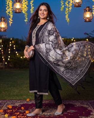 Women Ethnic Motifs Embroidered Regular Thread Work Kurta with Trousers & With Dupatta 1