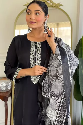 Women Ethnic Motifs Embroidered Regular Thread Work Kurta with Trousers & With Dupatta