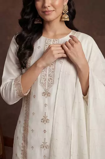 Women Ethnic Motifs Embroidered Regular Sequinned Kurta with Trousers & With Dupatta