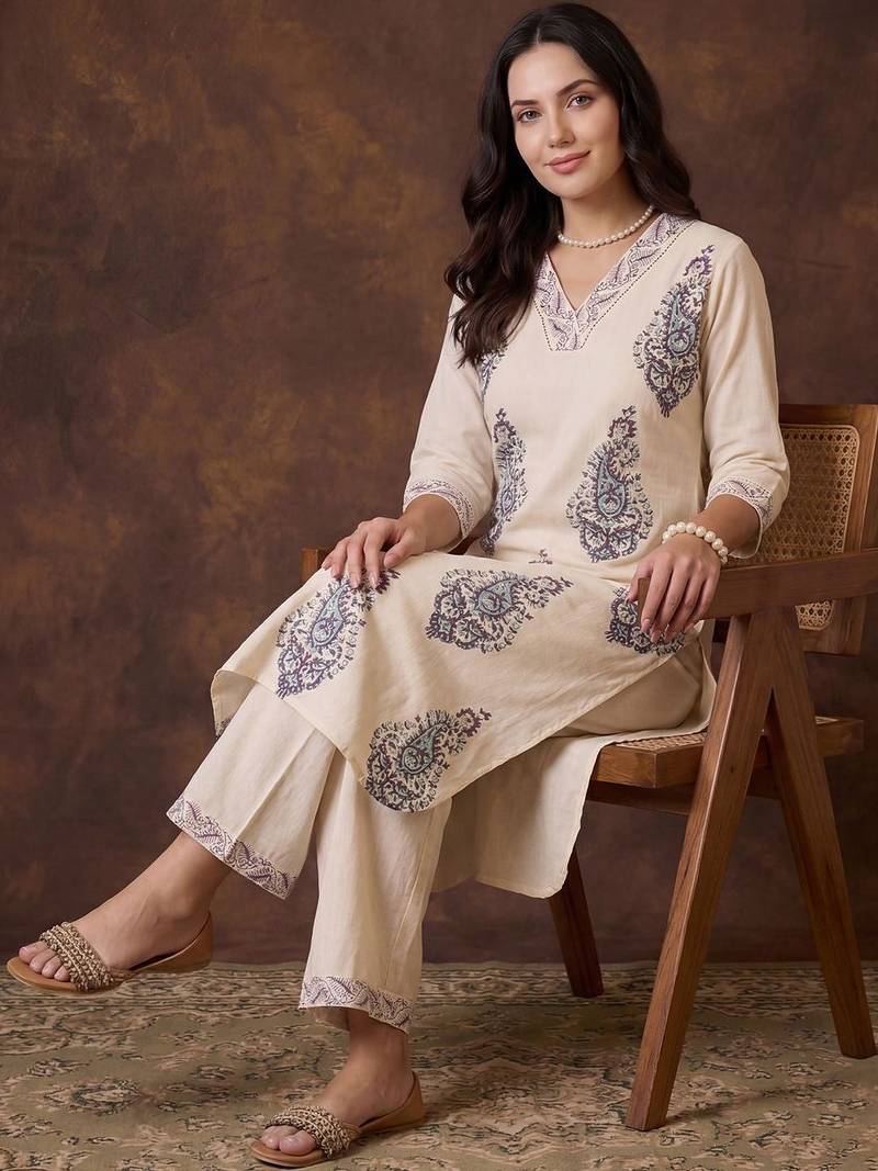 Women Paisley Printed Regular Thread Work Pure Cotton Kurta with Palazzos