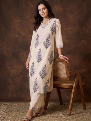 Women Paisley Printed Regular Thread Work Pure Cotton Kurta with Palazzos 6