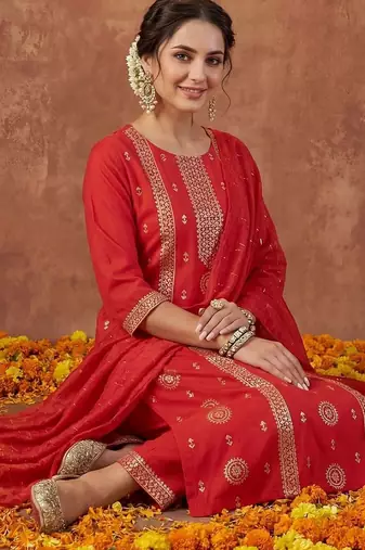 Women Ethnic Motifs Embroidered Regular Sequinned Kurta with Trousers & With Dupatta