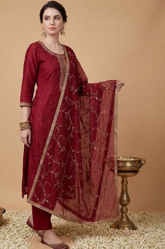Women Ethnic Motifs Embroidered Regular Sequinned Kurta with Trousers & With Dupatta