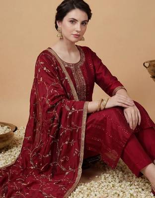 Women Ethnic Motifs Embroidered Regular Sequinned Kurta with Trousers & With Dupatta 4