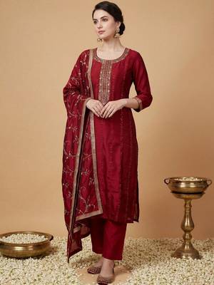Women Ethnic Motifs Embroidered Regular Sequinned Kurta with Trousers & With Dupatta 5