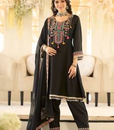 Women Ethnic Motifs Embroidered Regular Beads and Stones Kurta with Salwar & With Dupatta