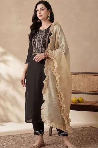 Women Embroidered Regular Liva Kurta with Trousers & With Dupatta