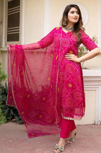 Printed Georgette Straight Kurta Pant and Dupatta Set