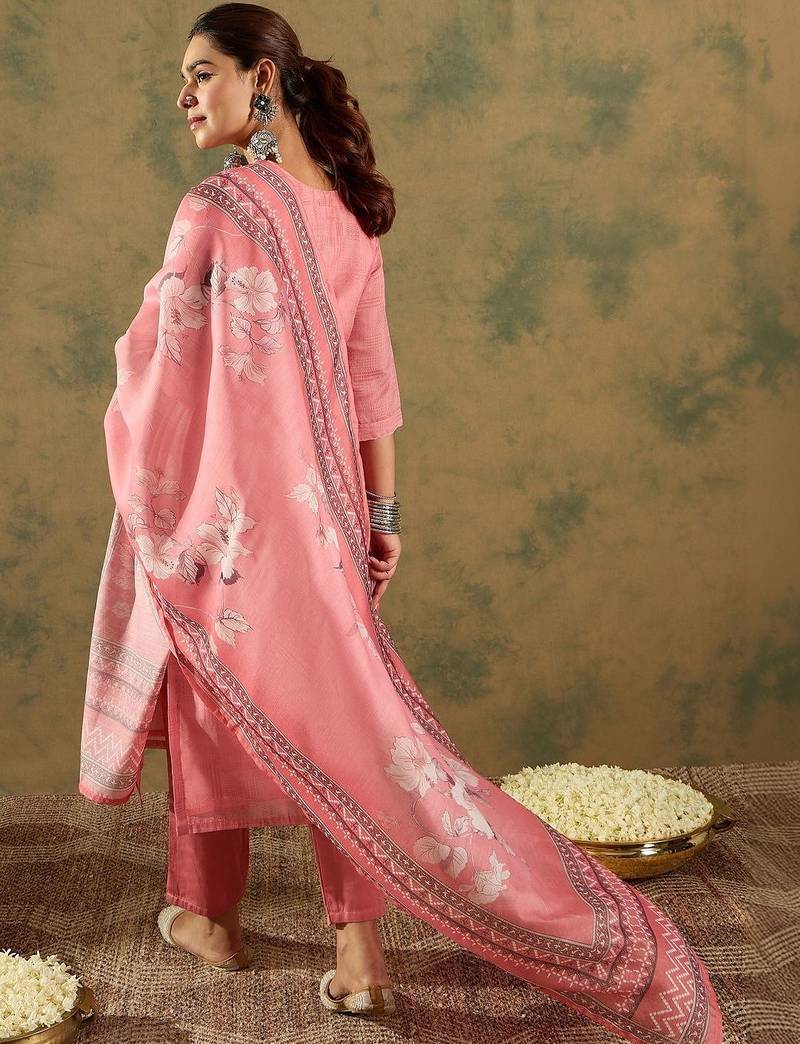 Women Floral Embroidered Regular Thread Work Chanderi Silk Kurta with Trousers & With Dupatta