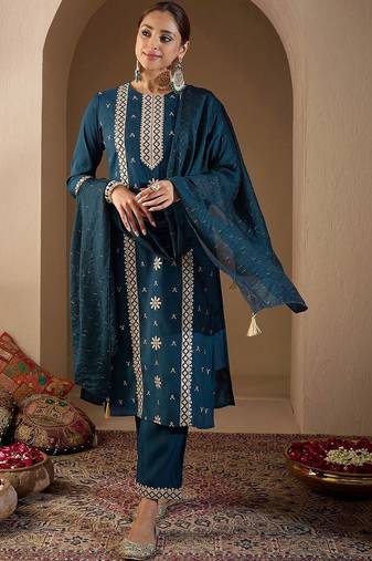 Women Ethnic Motifs Embroidered Regular Sequinned Kurta with Trousers & With Dupatta