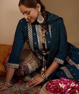 Women Ethnic Motifs Embroidered Regular Sequinned Kurta with Trousers & With Dupatta 4