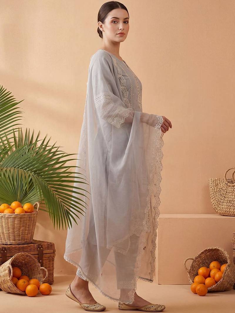 Women Floral Embroidered Regular Sequinned Pure Cotton Kurta with Trousers & With Dupatta