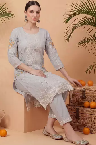 Women Floral Embroidered Regular Sequinned Pure Cotton Kurta with Trousers & With Dupatta