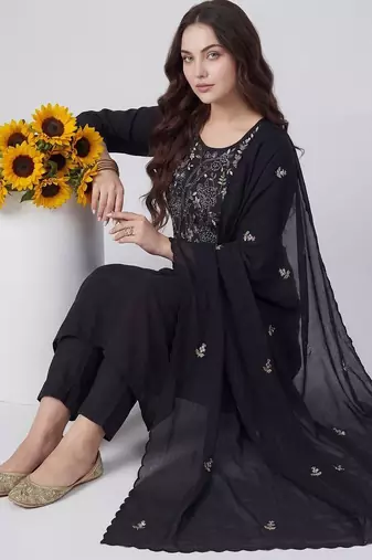 Women Floral Embroidered Regular Thread Work Kurta with Trousers & With Dupatta