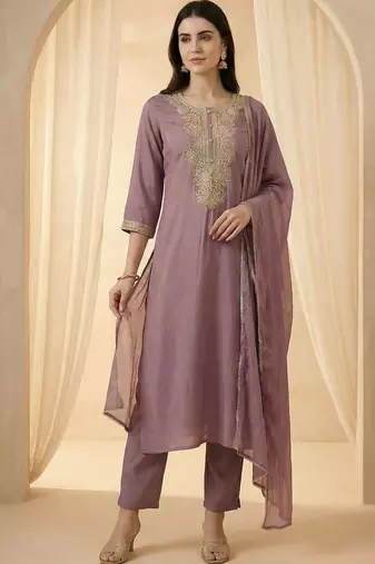 Women Ethnic Motifs Embroidered Regular Kurta with Trousers & With Dupatta