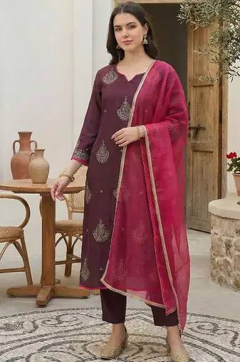Motifs Embroidered Regular Sequinned Liva Kurta with Trousers & With Dupatta