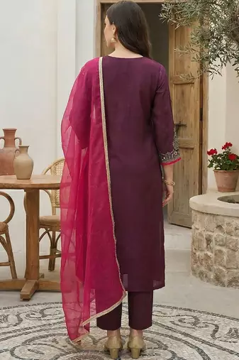 Motifs Embroidered Regular Sequinned Liva Kurta with Trousers & With Dupatta