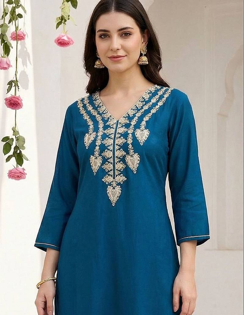 Women Ethnic Motifs Embroidered Regular Kurta with Trousers